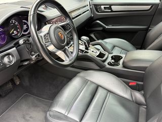 Porsche Cayenne E-Hybrid Coupe Platinum Edition