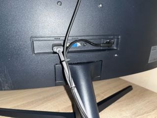 Monitor Samsung curvo 27