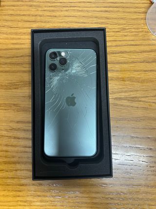 iPhone 11 Pro Verde necessita di riparazione