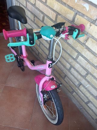 Bicicleta infantil rosa BTWIN