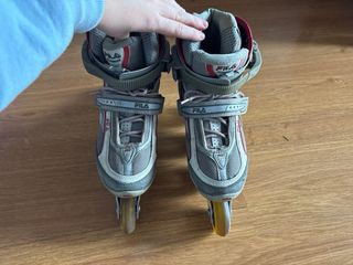 Patines en línea Fila grises y rojos