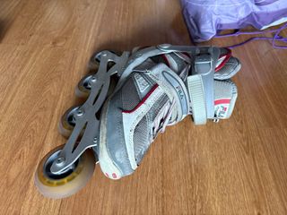 Patines en línea Fila grises y rojos