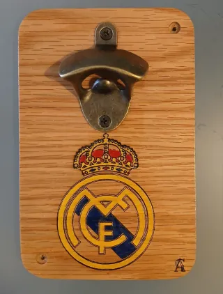 Abridor Cerveza con escudo del Real Madrid