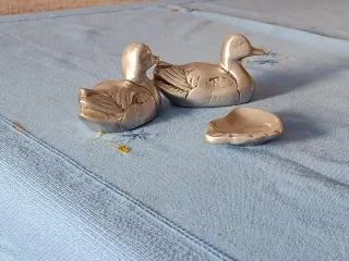 2 patitos y 1 pie de piuter