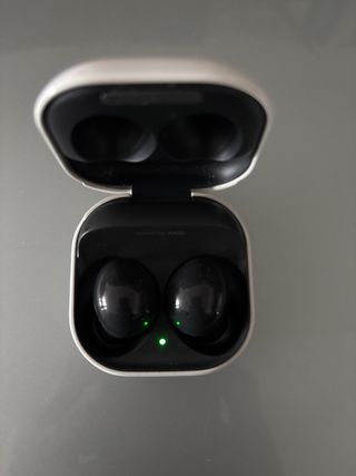 Lote Samsung Z Flip 5, Watch 5 y Buds 2