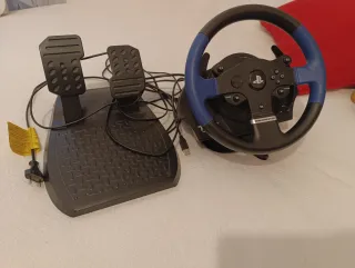 Volante THRUSTMASTER T150