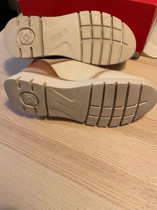 Pikolinos Asturias W9C Beige/Oro