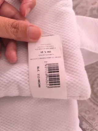 Protector de cuna blanco