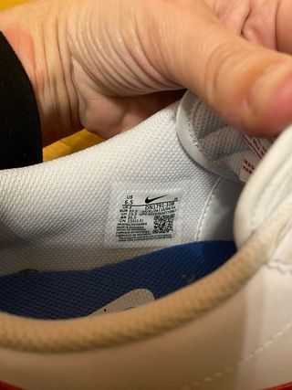 Zapatilla Nike Cortez Mujer Blanca Roja