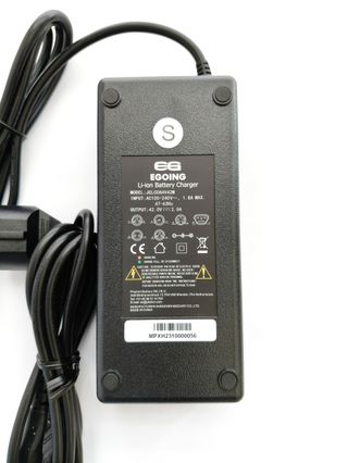 Cargador Nuevo marca Egoing 36V Bici Eléctrica
