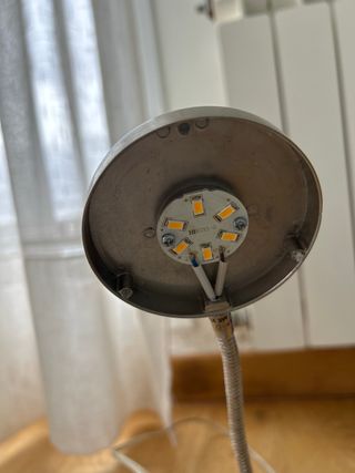 Regalo Flexo de metal plateado