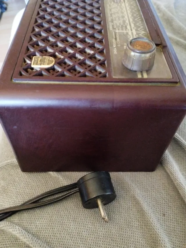 Radio Philips BE-212-U Válvulas