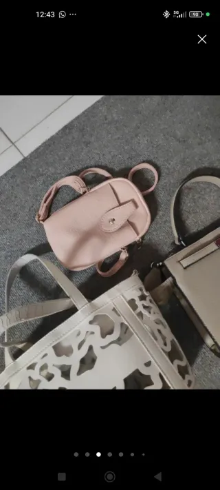 Lote 4 bolsos: beige, rosa, blanco