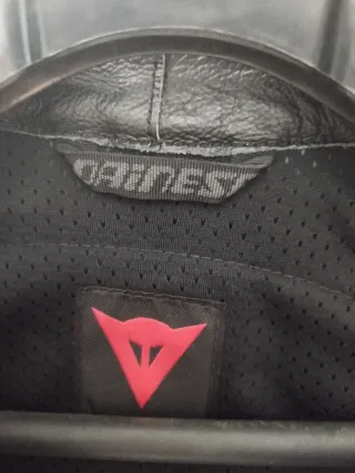 Chaqueta de piel Dainese mujer