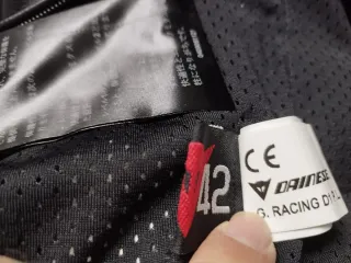 Chaqueta de piel Dainese mujer