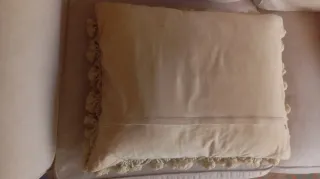 Cojín antiguo Petit Point.