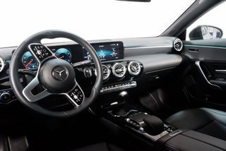 Mercedes CLA 200 1332 GASOLINA 160 5P