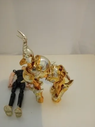 Caballeros del Zodiaco Figuras