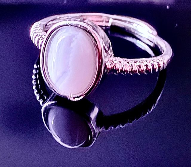 Anillo de Ágata Calcedonia Azul Bañado en Plata