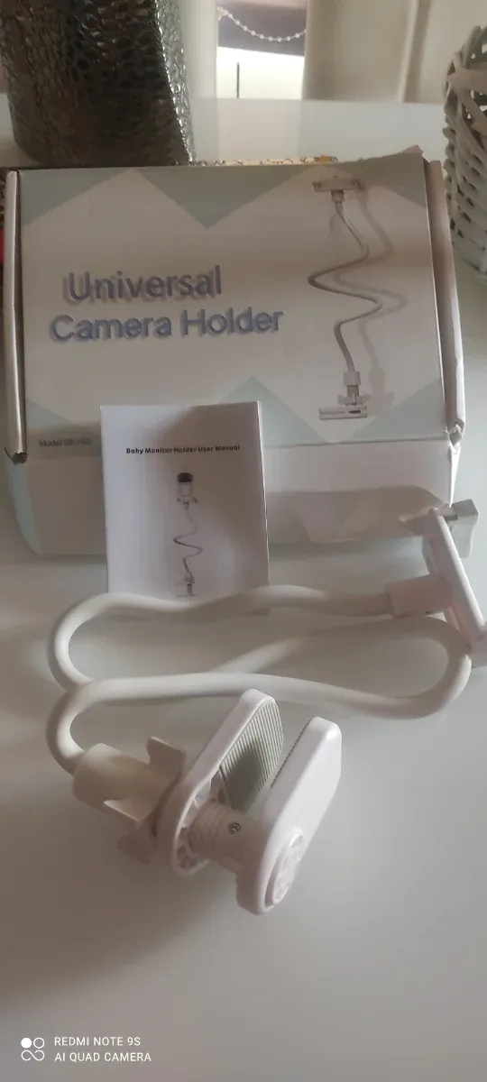 Vigila bebés cámara Remota, Como nueva + soporte