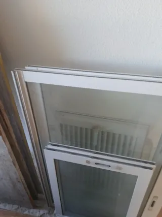 Ventanas aluminio con mallorquinas