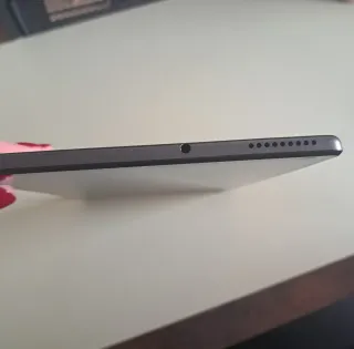 Lenovo Tab M10 FHD Plus + FUNDA -Perfecto estado