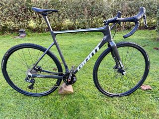 Bicicleta Ciclocross Giant Carbono