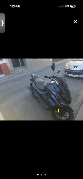 Moto 125cc Negra