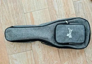 Ukelele Soprano Rojo