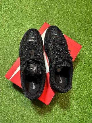 Nike P6000 Negras Talla 43