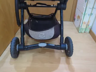 Carrito Jane Kawai Verde Menta (silla + cuco)
