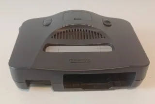 Nintendo 64 + Expansión Pak + juego y cables