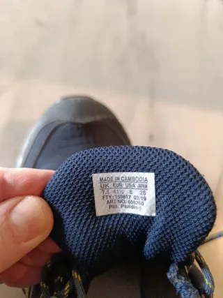 Zapatillas Salomon Azul y Amarillo