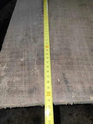 Banco de madera rústico para restaurar