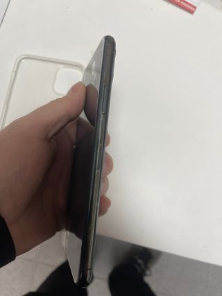 iPhone 11 Pro Max  Pantalla y batería nuevas