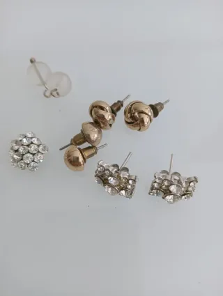 Broches, cierres y cuentas para bisutería