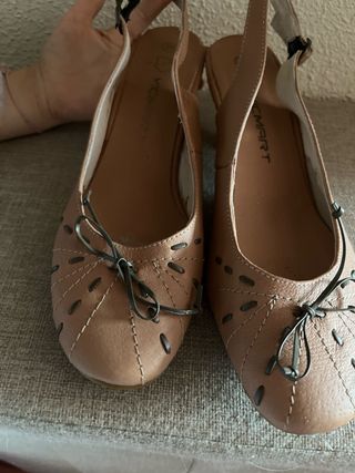 Zapatos beige slingback