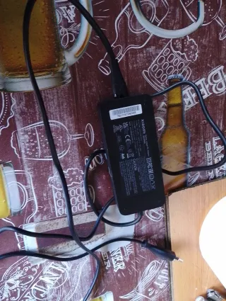 2 Patinetes Xiaomi (uno sin rueda)