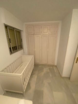 Cuna bebé madera Ikea (2 meses uso)