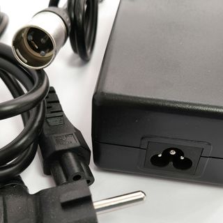 Cargador Batería Litio 36V Nuevo