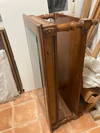 Mesa baja salón recibidor madera y cristal