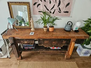 Banco da falegname in legno e metallo