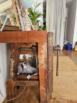 Banco da falegname in legno e metallo