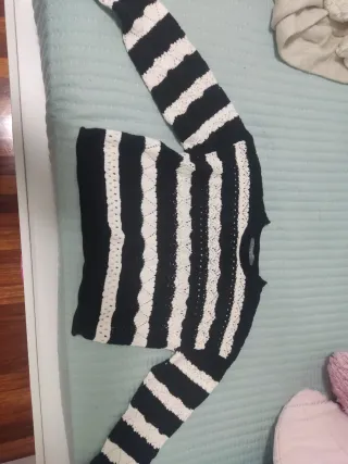 Jersey de punto rayas blanco y negro