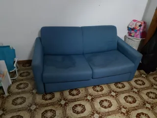 Divano tessuto grigio e blu