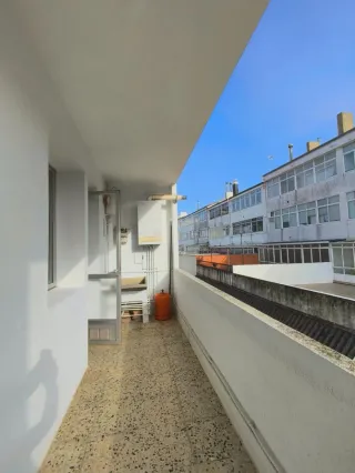 Piso de 4 habitaciones en Lugo