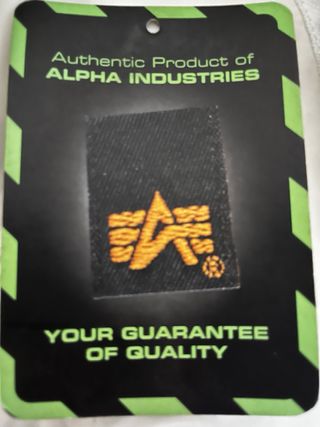 Chaqueta Alpha Industries N3B Blanca.