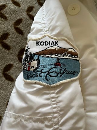 Chaqueta Alpha Industries N3B Blanca.