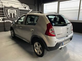 Dacia Sandero Stepway Music