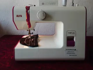 Máquina de coser Alfa Next 20